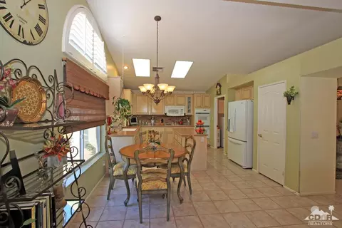 62 Sutton Pl E, Palm Desert, CA 92211 photo 17