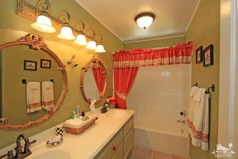 62 Sutton Pl E, Palm Desert, CA 92211 photo 35