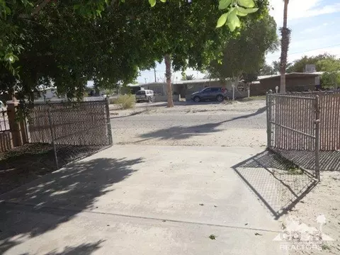 3733 Mountain View Dr, Thermal, CA 92274 photo 20