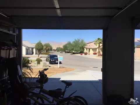 37485 Stratford St, Indio, CA 92203 photo 41