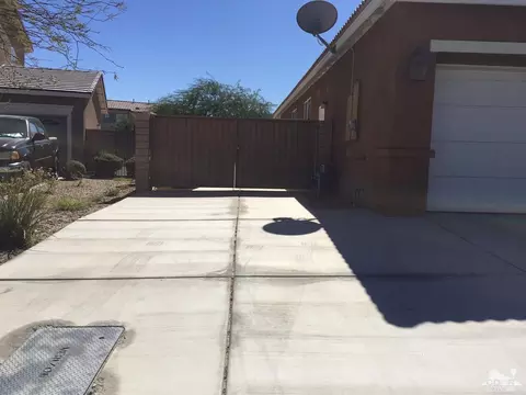 37485 Stratford St, Indio, CA 92203 photo 6