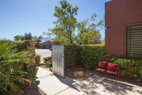 81108 Soaring Hawk Ct, Indio, CA 92201 photo 4