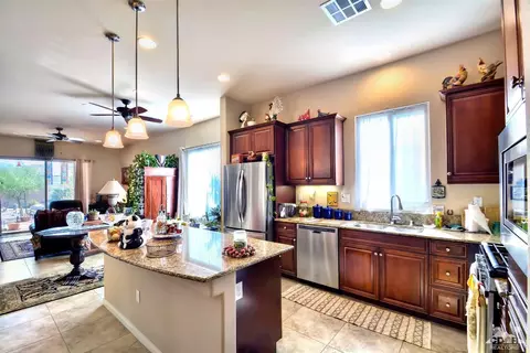 38970 Corte Septima, Indio, CA 92203 photo 6