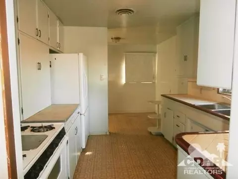 43916 King St, Indio, CA 92201 photo 9