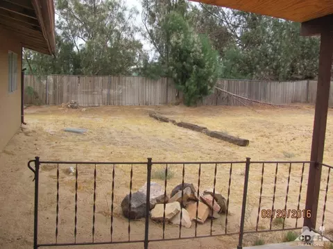 56165 Taos, Yucca Valley, CA 92284 photo 13