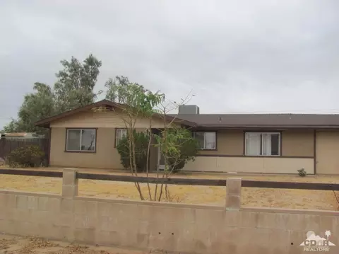 56165 Taos, Yucca Valley, CA 92284 photo 1
