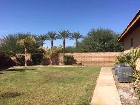 80292 Whitehaven Dr, Indio, CA 92203 photo 2