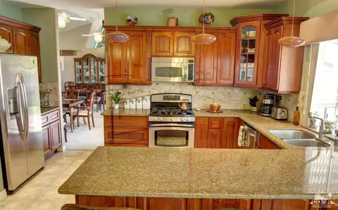 44575 Pala Cir, La Quinta, CA 92253 photo 17