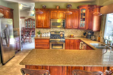 44575 Pala Cir, La Quinta, CA 92253 photo 16