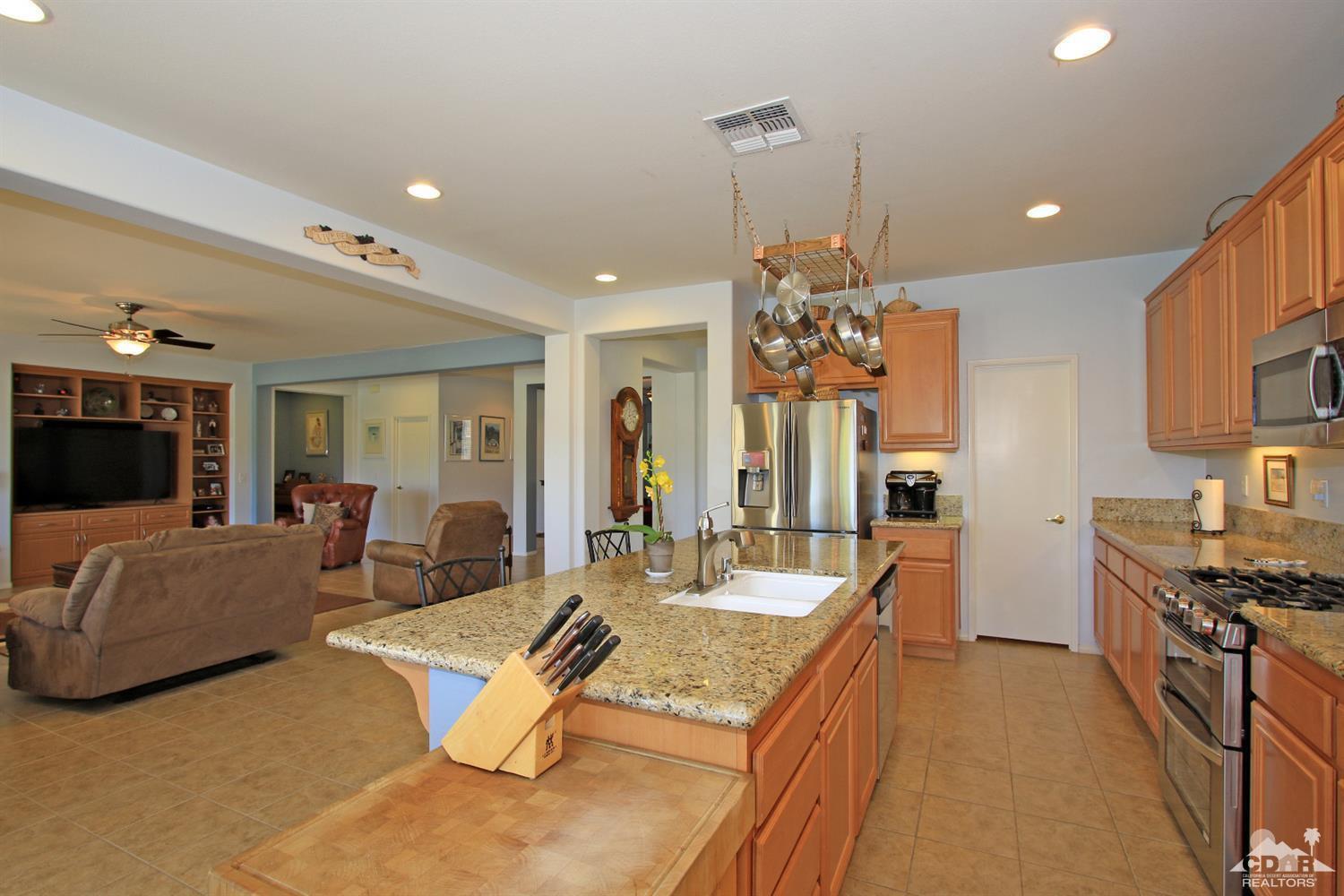 49267 Biery St, Indio, CA 92201 photo 9