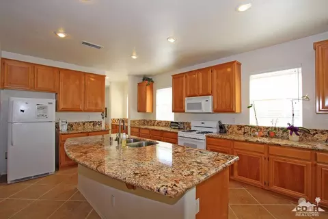 49379 Douglas St, Indio, CA 92201 photo 18