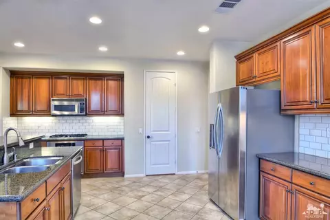 79656 Oxford Dr, Indio, CA 92203 photo 22