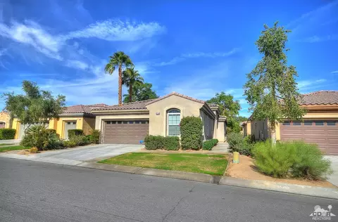 82154 Travolta Ave, Indio, CA 92201 photo 2