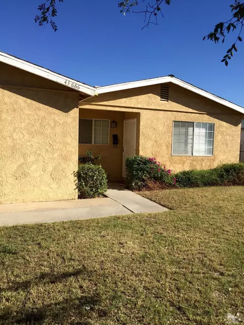 43686 Commanche St, Indio, CA 92203 photo 2