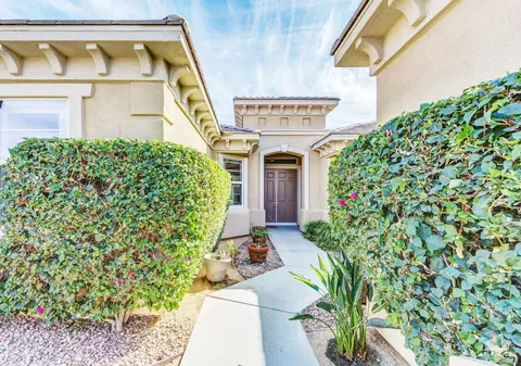 80473 Glen Eagle Ct, Indio, CA 92201 photo 2