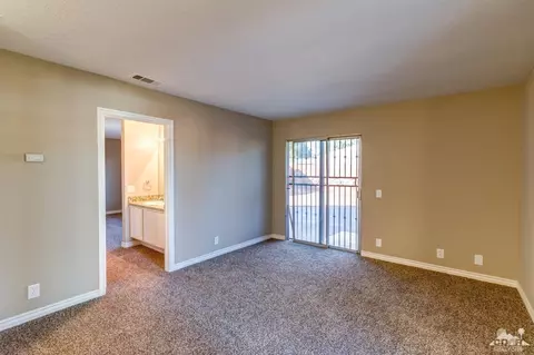44067 Laurel St, Indio, CA 92201 photo 5