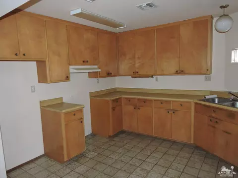 7163 Plasse St, Yucca Valley, CA 92284 photo 7
