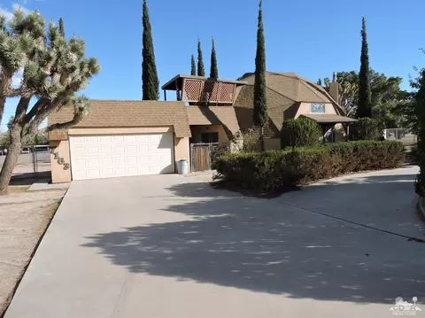 7163 Plasse St, Yucca Valley, CA 92284 photo 1