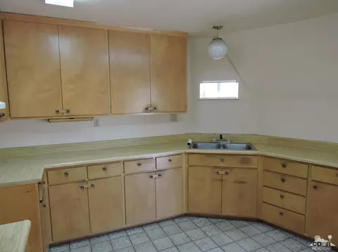 7163 Plasse St, Yucca Valley, CA 92284 photo 8