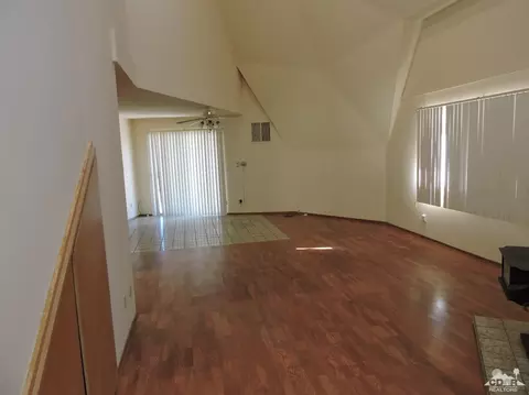7163 Plasse St, Yucca Valley, CA 92284 photo 4