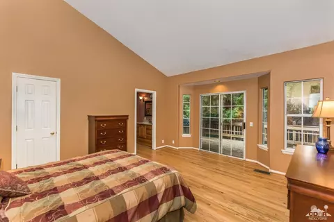 28768 Potomac Dr, Lake Arrowhead, CA 92352 photo 5