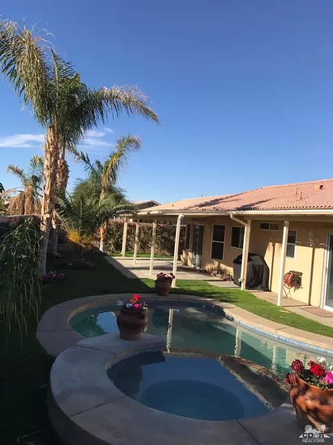 83257 Beverly Ct, Indio, CA 92201 photo 3