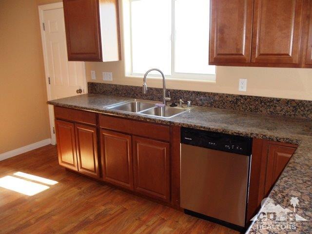 2435 Marlin Dr, Thermal, CA 92274 photo 3