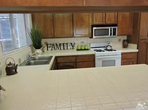 58564 San Andreas Rd, Yucca Valley, CA 92284 photo 6