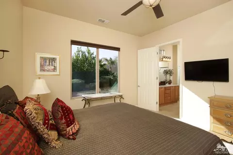 81613 Avenida Contento, Indio, CA 92203 photo 6