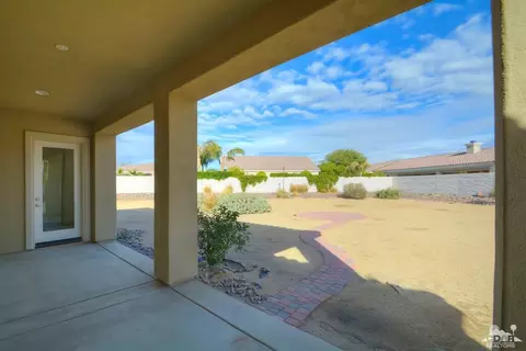 80622 Avenida Santa Eugenia, Indio, CA 92203 photo 2