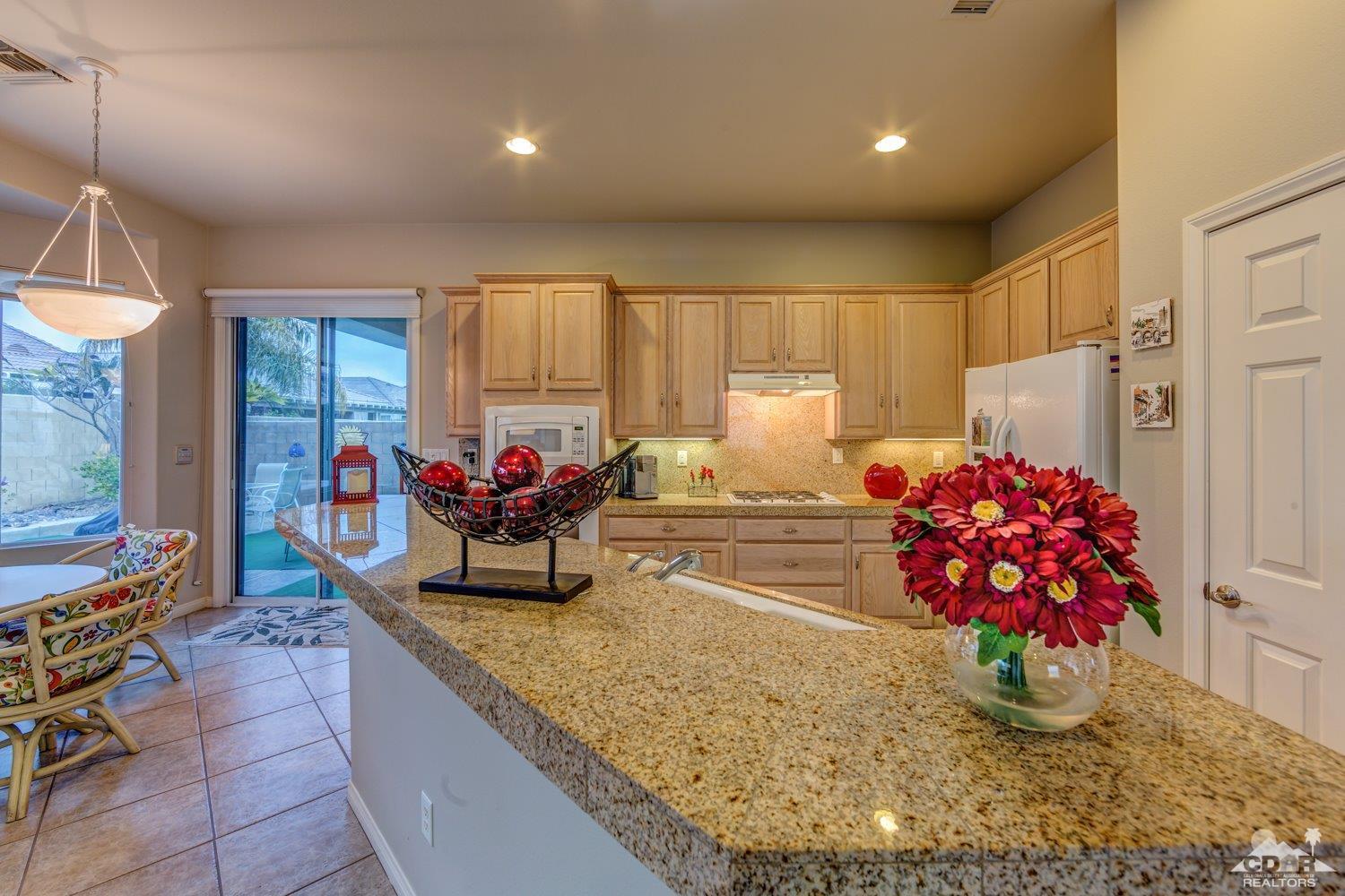 80460 Glen Eagles Ct, Indio, CA 92201 photo 12