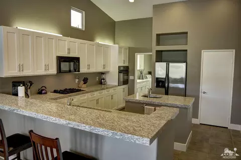 49257 Barrymore St, Indio, CA 92201 photo 17
