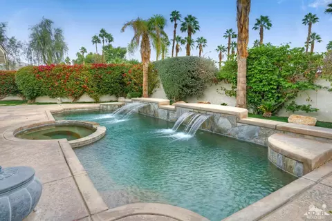 60 Sutton Pl E, Palm Desert, CA 92211 photo 1