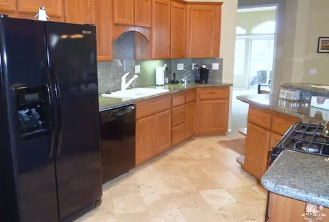 49005 Heifitz Dr, Indio, CA 92201 photo 9