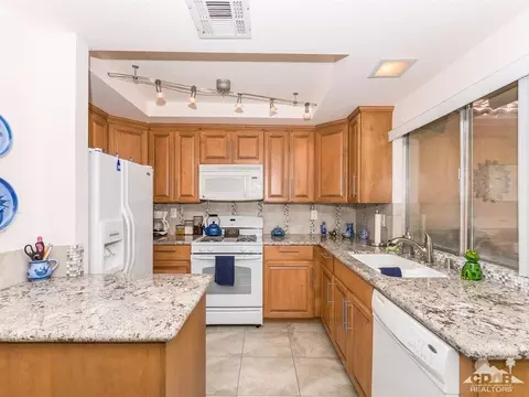 49165 Taylor St, Indio, CA 92201 photo 4