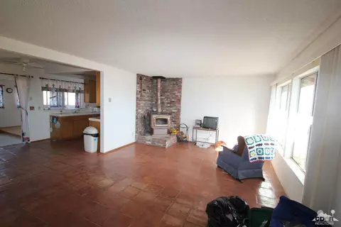 1414 Cambria Ave, Yucca Valley, CA 92284 photo 4