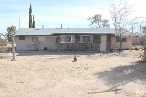 1414 Cambria Ave, Yucca Valley, CA 92284 photo 12