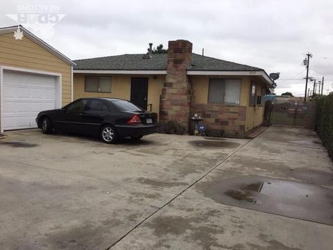 8109 Golden Ave, Paramount, CA 90723 photo 20
