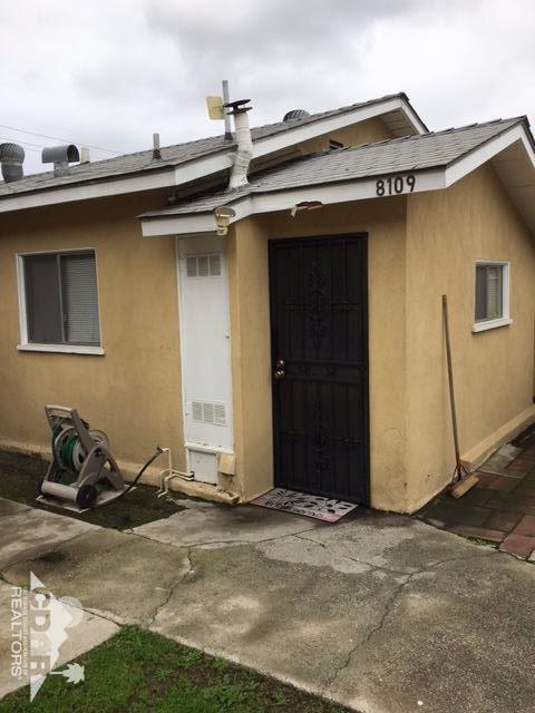 8109 Golden Ave, Paramount, CA 90723 photo 18