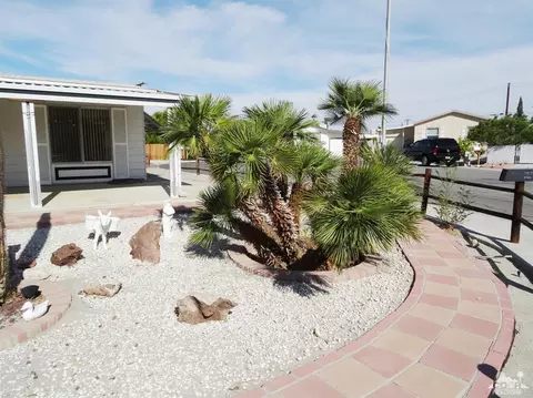 32540 Mesa Pl, Thousand Palms, CA 92276 photo 25