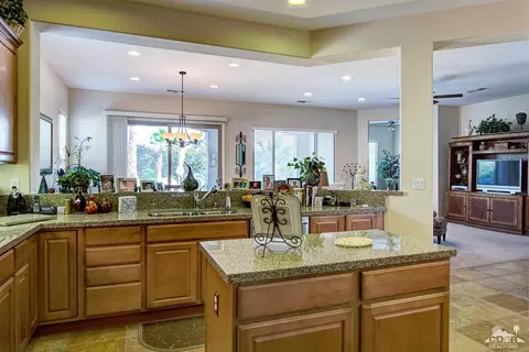 40098 Calle Ebano, Indio, CA 92203 photo 17