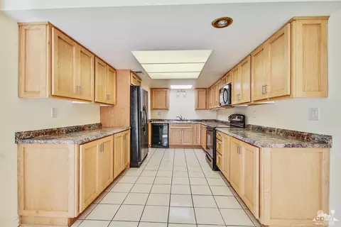 49017 Eisenhower Dr, Indio, CA 92201 photo 3