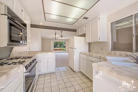 82150 Bergman Dr, Indio, CA 92201 photo 6