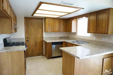 460 Downs Ct, Blythe, CA 92225 photo 6
