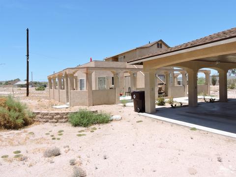 72402 Hatch Rd, Twentynine Palms, CA 92277 photo 2
