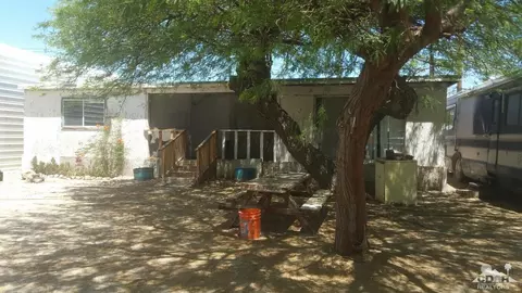 240 El Centro Ave, Salton Sea Beach, CA 92274 photo 3