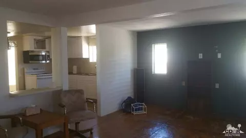 240 El Centro Ave, Salton Sea Beach, CA 92274 photo 8