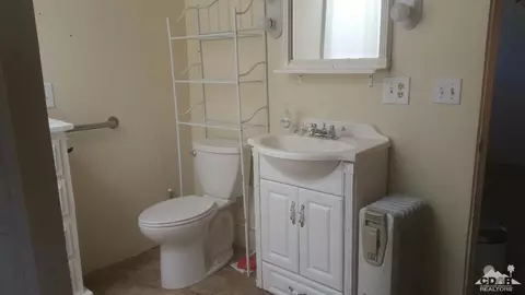 240 El Centro Ave, Salton Sea Beach, CA 92274 photo 15