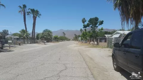 240 El Centro Ave, Salton Sea Beach, CA 92274 photo 32