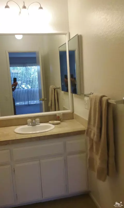 82130 Bergman Dr, Indio, CA 92201 photo 9
